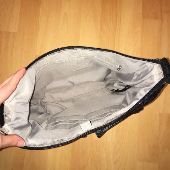 Baggallini Small Everywhere Bag-Midnight Blossom Print - Picture 10 of 16